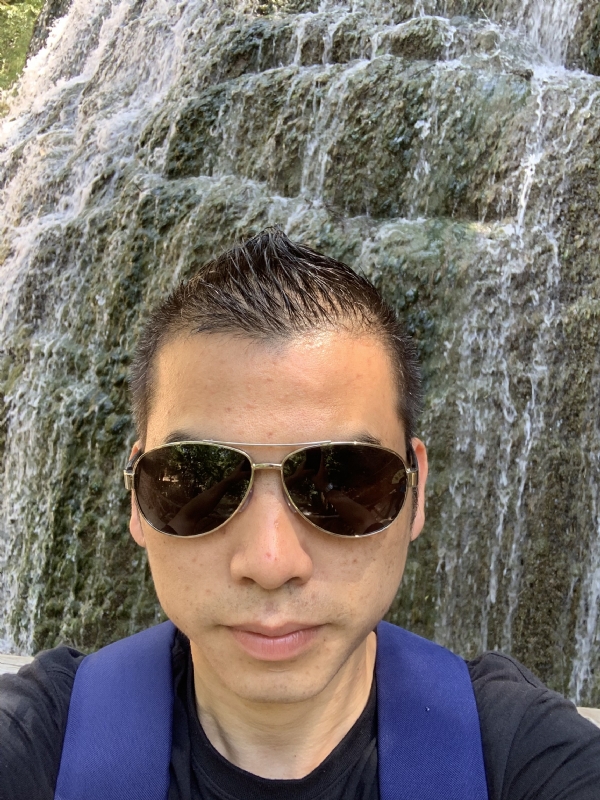 高兴的第二张照片--泉州相亲网