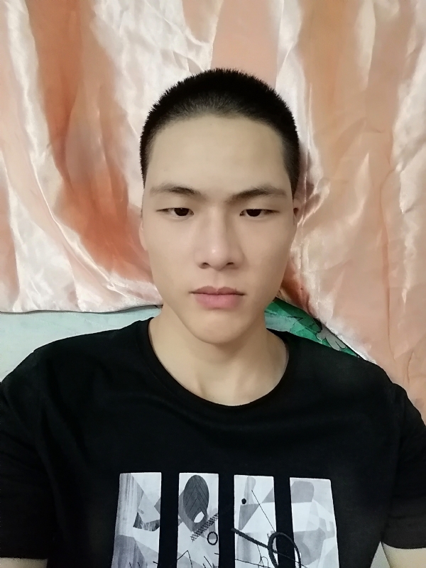 啊猫的第一张照片--泉州相亲网