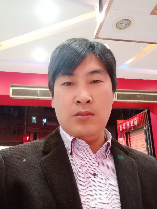 奔跑的第二张照片--泉州相亲网