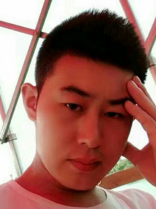 淡漠的第二张照片--泉州相亲网