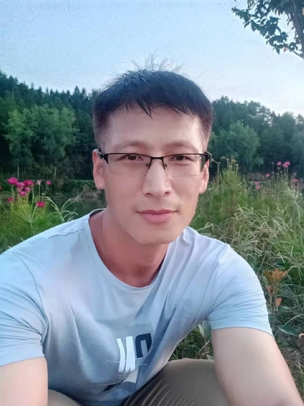 零零柒的第一张照片--泉州相亲网