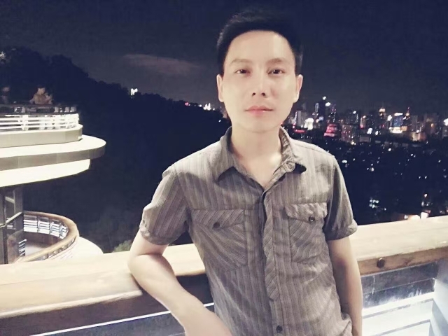 幕秋的第一张照片--泉州相亲网