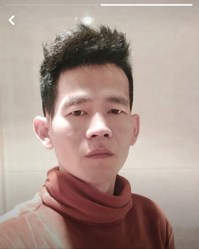 白了少年头的第一张照片--泉州相亲网